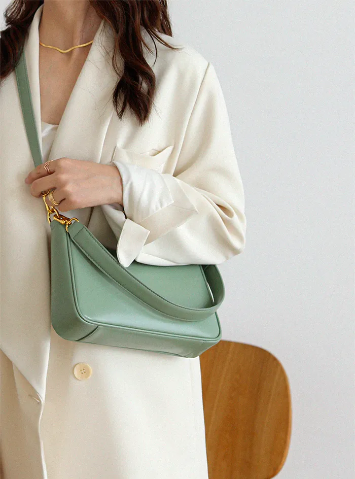 Chic Womens Leather Shoulder Bag Black Crossbody Purses For Women