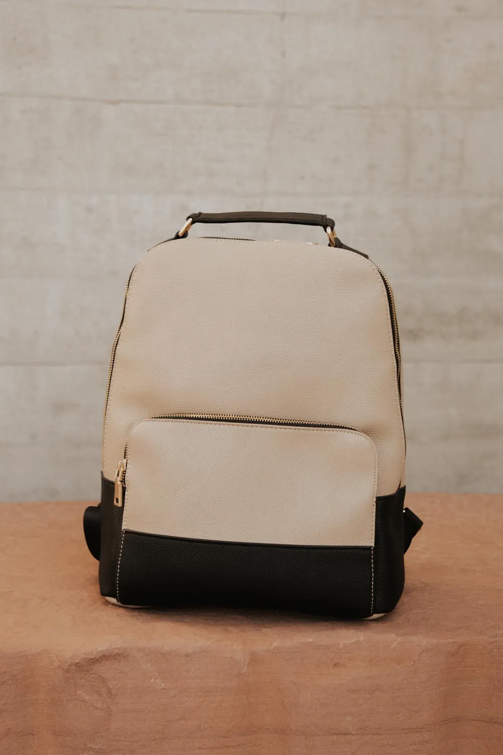 Ellison Zipper Backpack in Oatmeal
