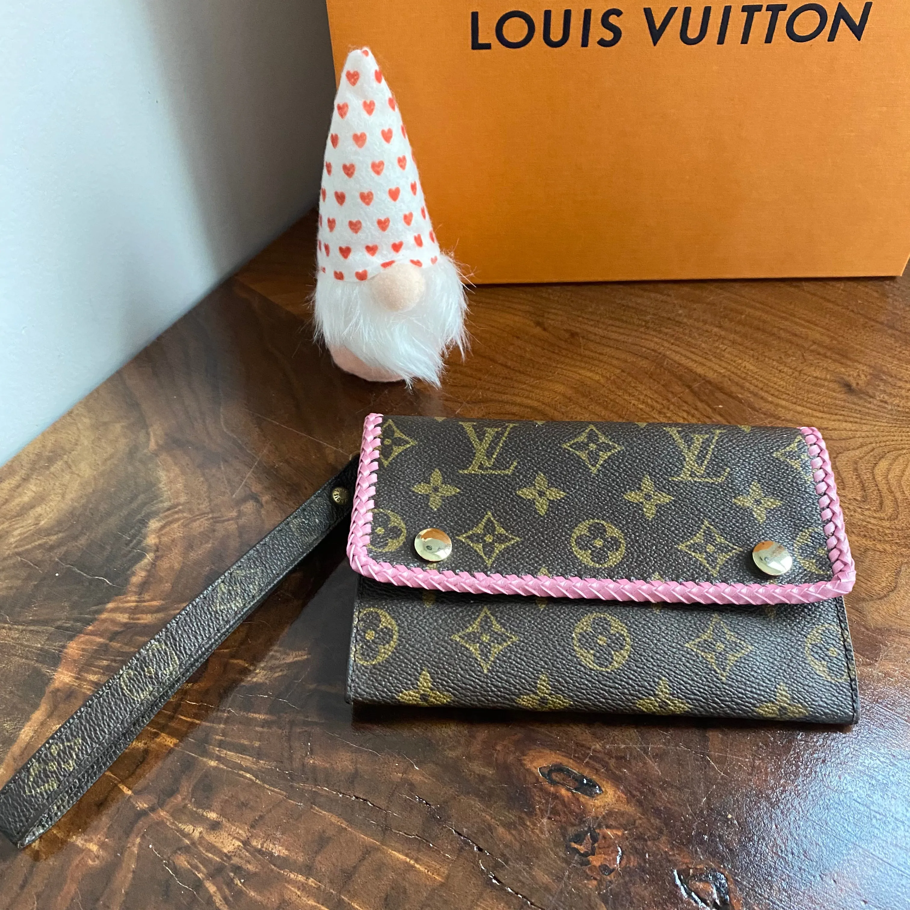 The Junco - Vintage Monogram Wristlet in Barbie Pink